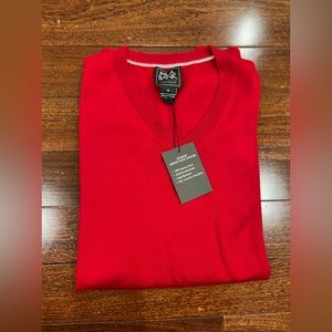 New Jos.A.Bank V-Neck  wool sweater M Size